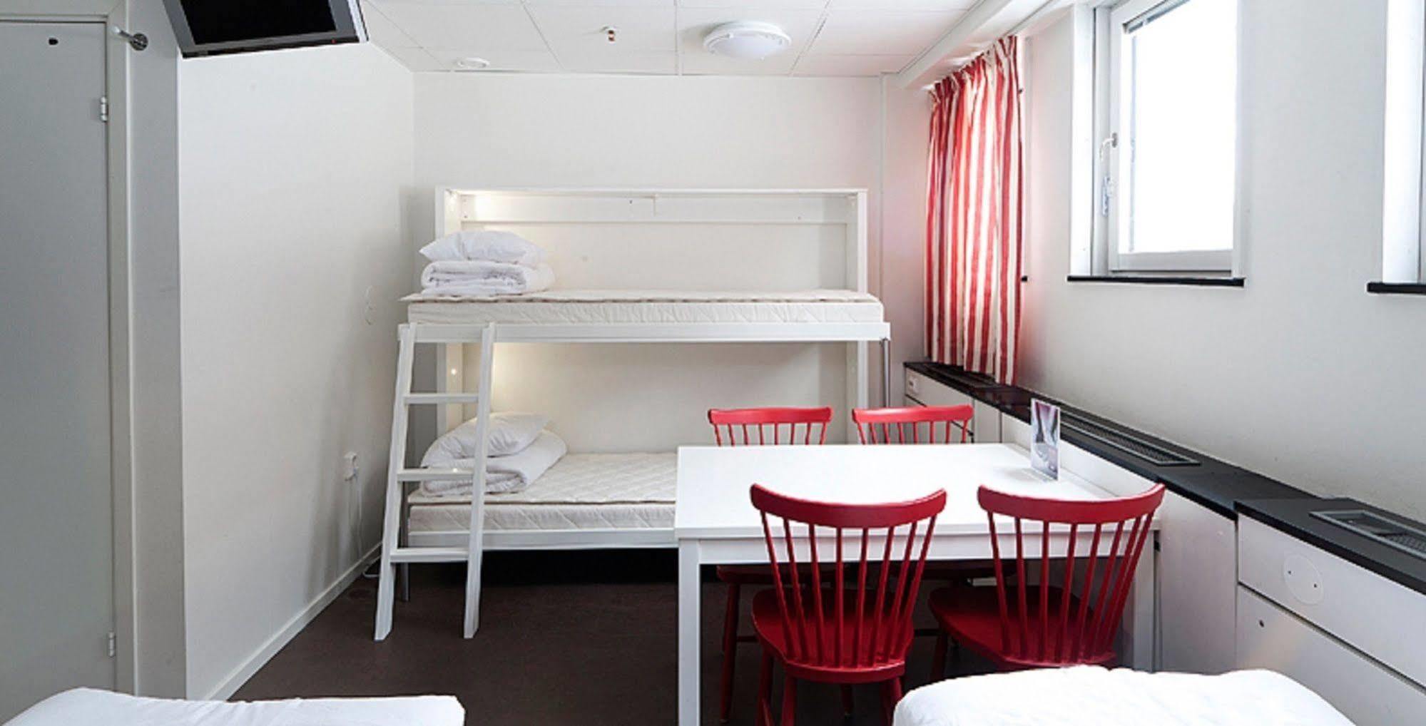 Stf Gaerdet Hotel & Hostel Стокгольм Экстерьер фото
